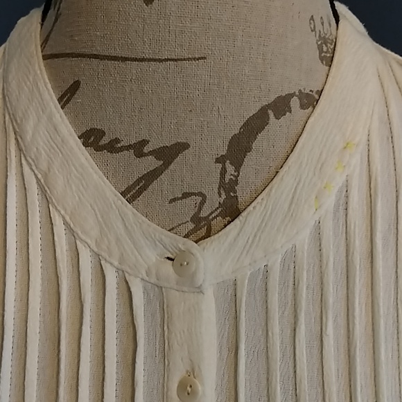 Free People cream colored blouse Sz M - Picture 5 of 8